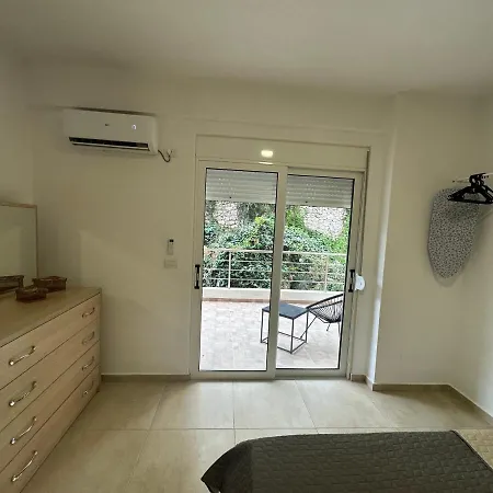 Stella Apartment *